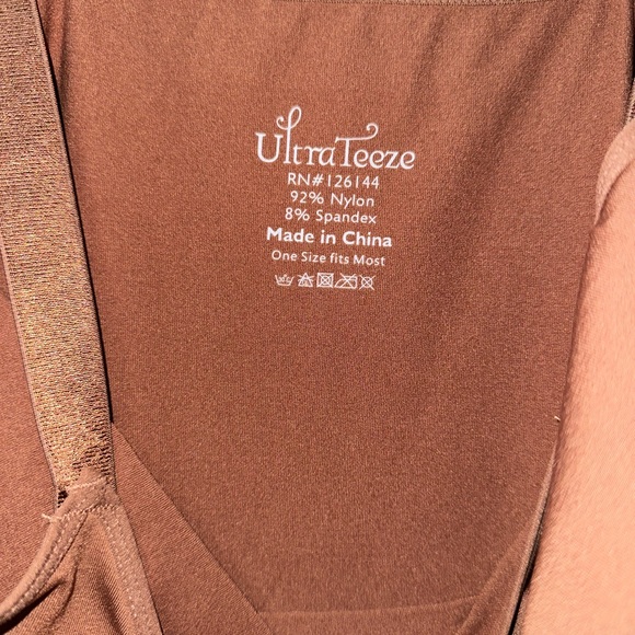 NWOT Maternity Tank Top - Picture 3 of 3